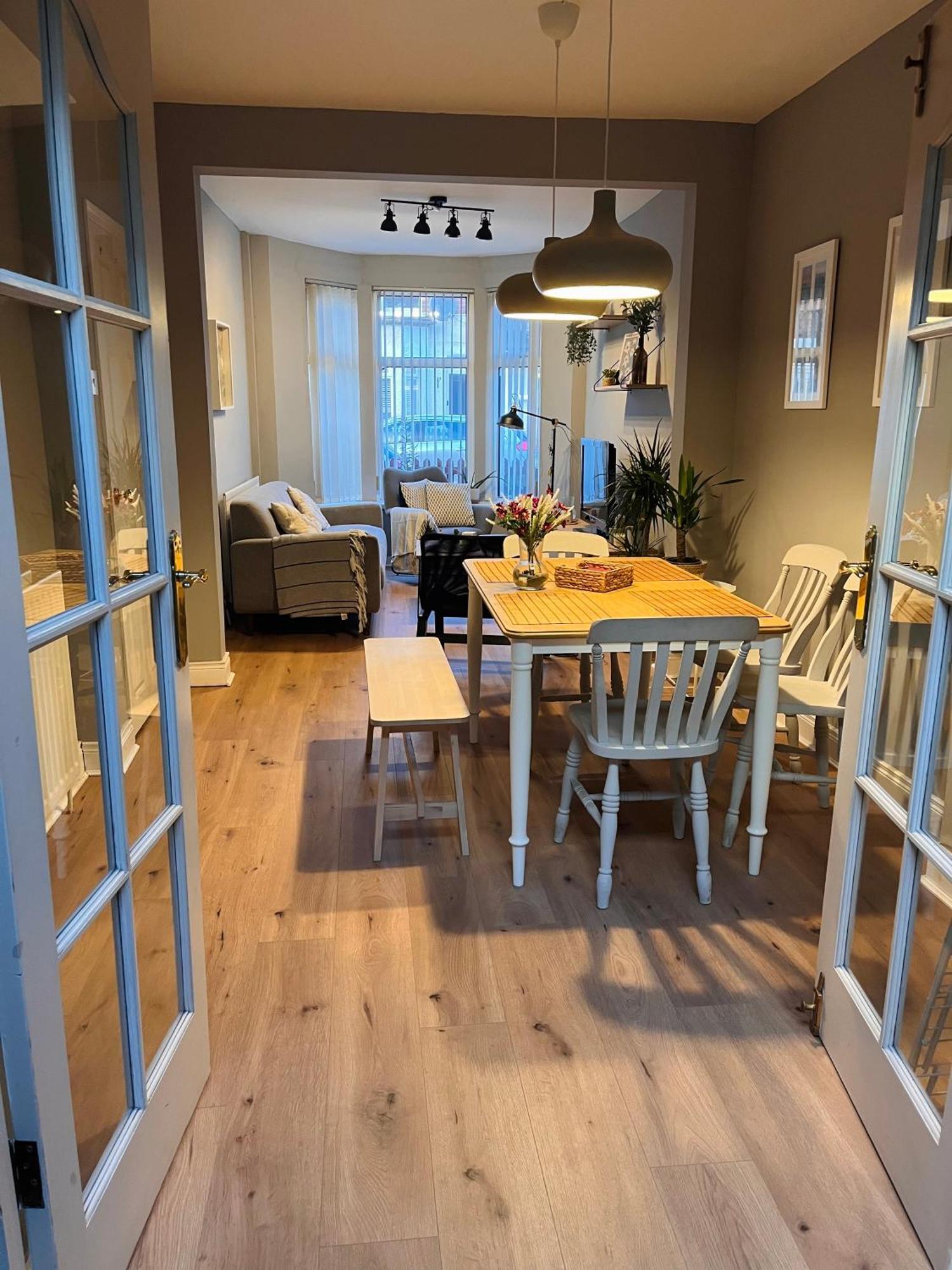 J&s Downtown Sky Attic House Homestay Belfast